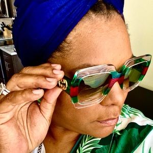 Meet your Posher, Tammy